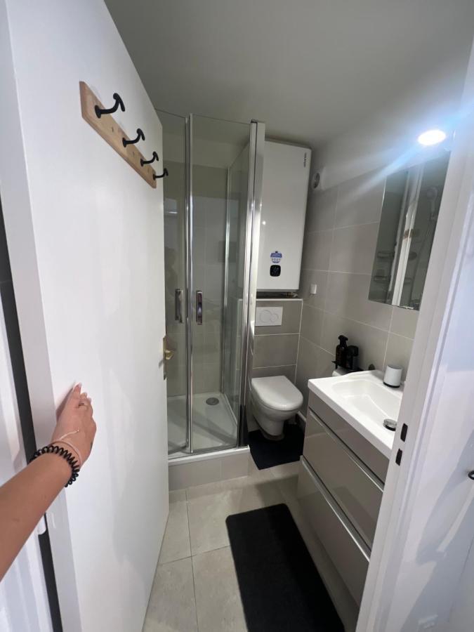 Appartement Pied Dans L'Eau La Seyne-sur-Mer Bagian luar foto