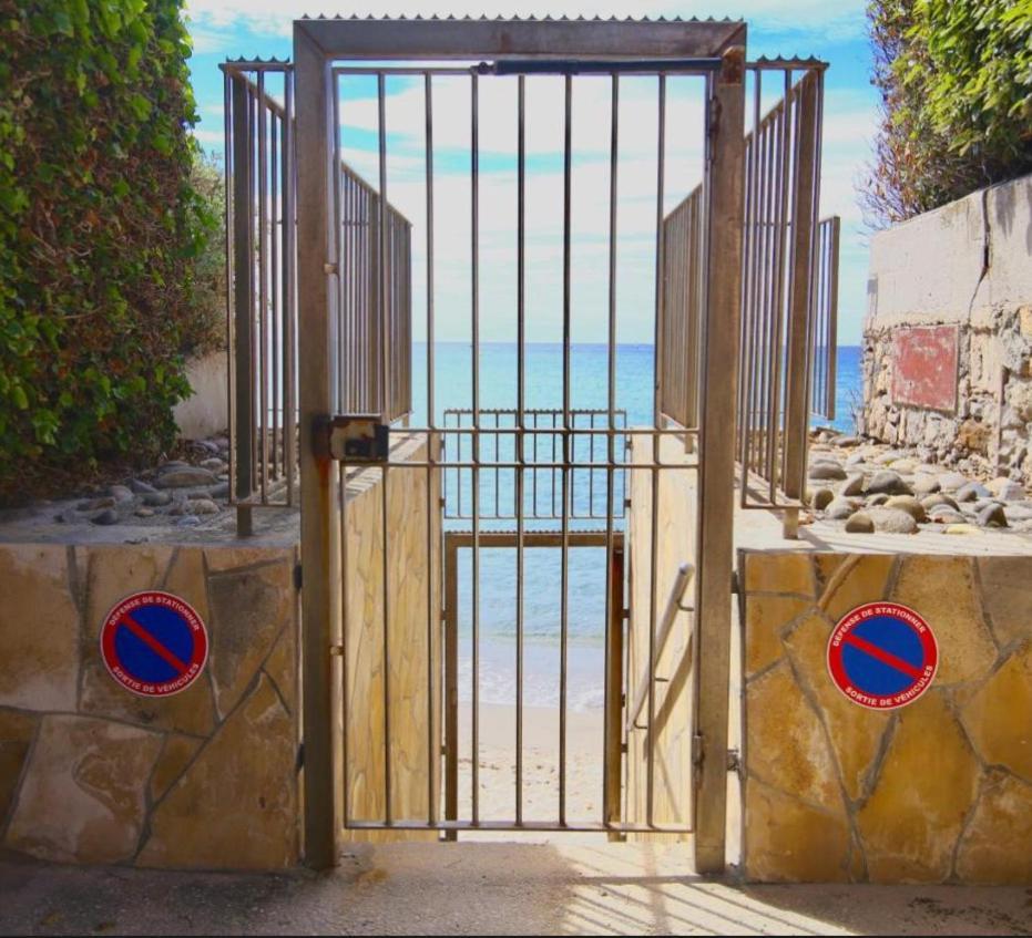 Appartement Pied Dans L'Eau La Seyne-sur-Mer Bagian luar foto